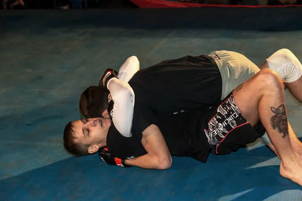 Odessa Ucrânia Outubro 2015 Lutas Regionais Ringue Atletismo Mma Lutadores — Fotografia de Stock