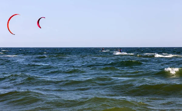 Одеса Україна Серпня 2017 Kiteboarding Розваги Морські Хвилі Екстремальних Видів — стокове фото