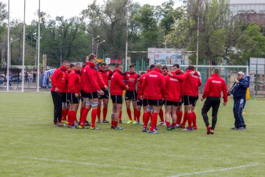 Odessa, Ukrayna - 15 Mayıs 2016: Yarı final UEFA Kupa Rugby. Ukrayna ekibi ile Moldova arasındaki gergin oyun. Avrupa Kupası Rws IRB gümüş madalya için savaş