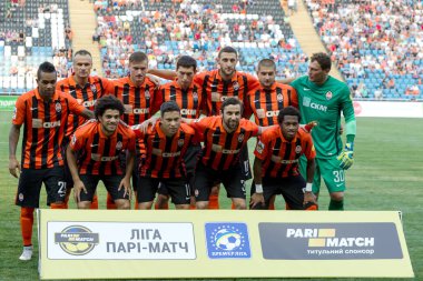 Odessa, Ukrayna - 14 Ağustos 2015: Fc Shakhtar Donetsk ve Fc Dnipro Dnipropetrovsk Ukrayna Kupası maçında top için kavga ediyorlar. Ayrıntı oyunun.