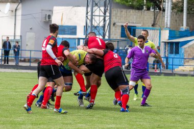 Odessa, Ukrayna - 15 Mayıs 2016: Yarı final UEFA Kupa Rugby. Ukrayna ekibi ile Moldova arasındaki gergin oyun. Avrupa Kupası Rws IRB gümüş madalya için savaş
