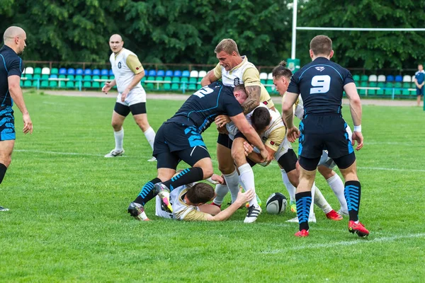 Krasnodar, Rusya Federasyonu - 11,2018 olabilir: Rus Rugby Şampiyonası Erkekler arasında: Kuban (Krasnodar) - beyaz ve Yenisey-Stm - (Krasnoyarsk). Yorucu spor oyunu dramatik oyun anları