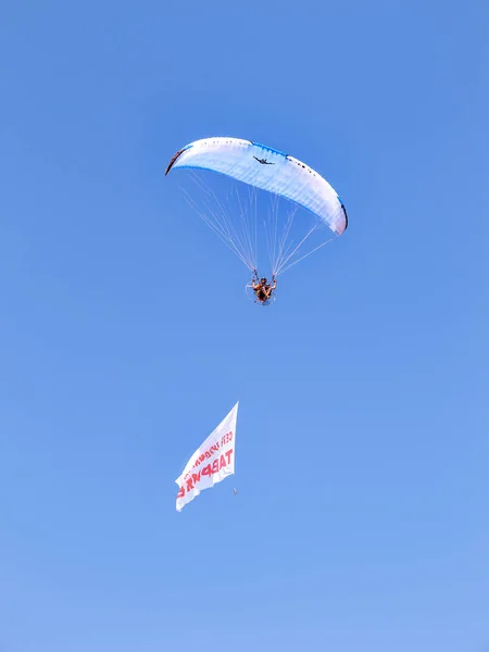 Odessa Ucrania Agosto 2015 Planeador Motorizado Cielo Azul Con Una — Foto de Stock