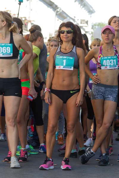 Odessa Ukraina September 2016 Sportlov Massa Kör Början Damernas Marathon — Stockfoto