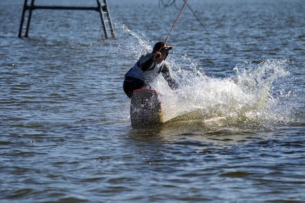 Wake Park Sommaren Beach Vattensporter Idrottsman Glider Vatten Ombord Kite — Stockfoto