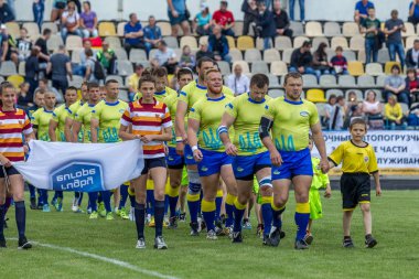 Odessa, Ukrayna - 15 Mayıs 2016: Yarı final UEFA Kupa Rugby. Ukrayna ekibi ile Moldova arasındaki gergin oyun. Avrupa Kupası Rws IRB gümüş madalya için savaş