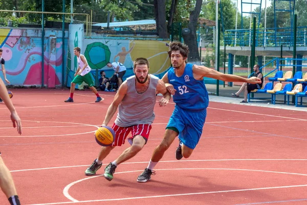 Odessa Ucrania Julio 2018 Los Adolescentes Juegan Baloncesto Durante Campeonato — Foto de Stock