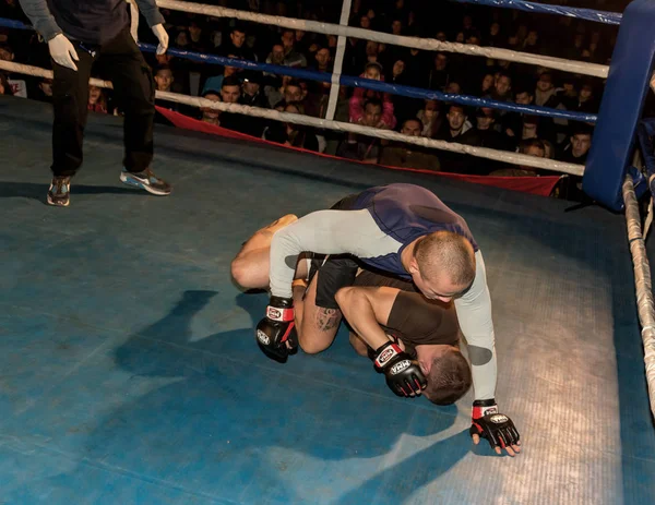 Odessa Ucrânia Outubro 2015 Lutas Regionais Ringue Atletismo Mma Lutadores — Fotografia de Stock