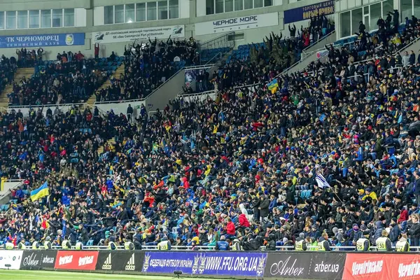 Οδησσός Ουκρανία Μαρτίου 2016 Οπαδοί Του Ποδοσφαίρου Και Τους Θεατές — Φωτογραφία Αρχείου