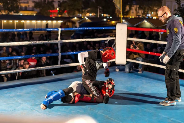 Odessa Ucrania Octubre 2015 Peleas Regionales Ring Atletismo Mma Luchadores —  Fotos de Stock