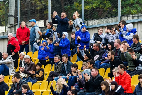 Odesa Ukraine Outubro 2017 Uma Multidão Espectadores Futebol Estádio Visitantes — Fotografia de Stock