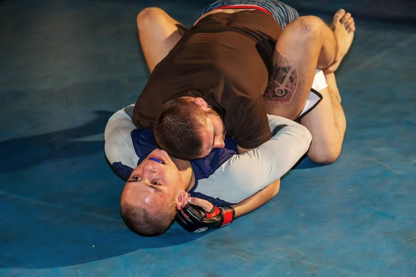 Odessa Ucrânia Outubro 2015 Lutas Regionais Ringue Atletismo Mma Lutadores — Fotografia de Stock