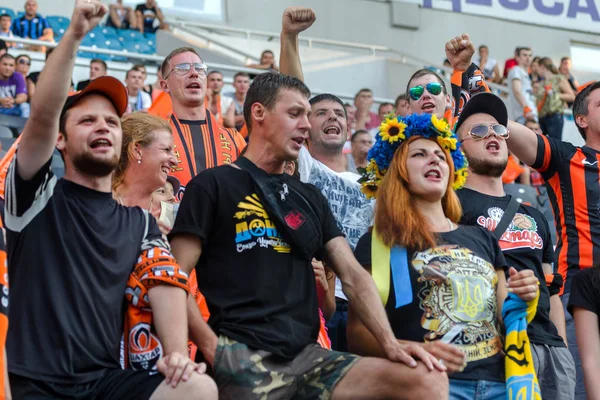 Odessa Ucraina Agosto 2015 Tifosi Calcio Spettatori Negli Stand Dello — Foto Stock