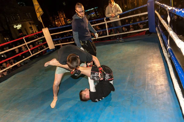 Odessa Ucrânia Outubro 2015 Lutas Regionais Ringue Atletismo Mma Lutadores — Fotografia de Stock