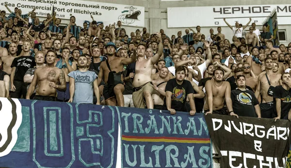 Odessa Ukraine Agosto 2018 Torcedores Futebol Emocional Apoiam Equipe Estádio — Fotografia de Stock