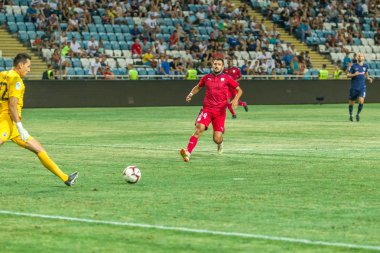Odessa, Ukrayna - 9 Ağustos 2018: Uefa Avrupa Ligi 2018 Fc Mariupol (Ukrayna) - Fc Girondins de Bordeaux (Fransa) gergin bir futbol maçı Avrupa Ligi. Bordeaux - Fransa - kırmızı