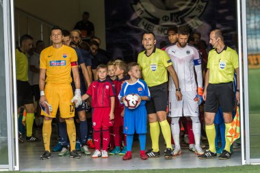 Odessa, Ukrayna - 9 Ağustos 2018: Avrupa Ligi Uefa Avrupa Ligi 2018 Fc Girondins de Bordeaux (Fransa) futbol maçı. Bordeaux - Fransa - ısınma, Fc Mariupol Ukrayna ile maçtan önce eğitim