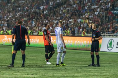 Odessa, Ukrayna - 21 Temmuz 2018: Ukrayna Super Kupası maç sırasında Fc Dinamo Kiev ve Shakhter Donetsk futbolcular kendi aralarında holigan kavga futbol sahasına düzenledi