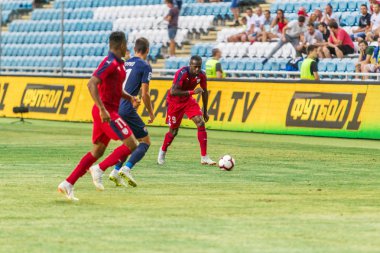 Odessa, Ukrayna - 9 Ağustos 2018: Uefa Avrupa Ligi 2018 Fc Mariupol (Ukrayna) - Fc Girondins de Bordeaux (Fransa) gergin bir futbol maçı Avrupa Ligi. Bordeaux - Fransa - kırmızı