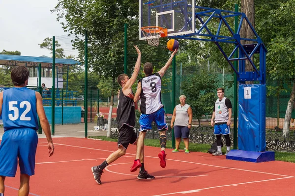 Odessa Ucrania Julio 2018 Los Adolescentes Juegan Baloncesto Durante Campeonato — Foto de Stock