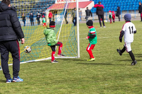 Odessa Ukraine Abril 2018 Treinamento Jogo Esportivo Para Crianças Pequenas — Fotografia de Stock