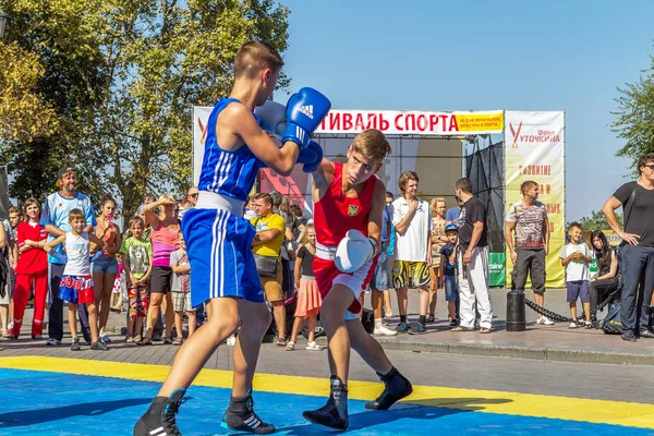 Odessa Ukraine September Boys Children Exhibit Art Possessions Arts Sports — Stock Photo, Image