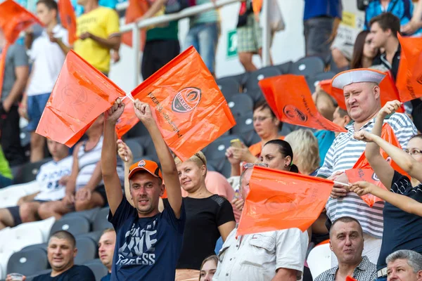 Odessa Ucraina Agosto 2015 Tifosi Calcio Spettatori Negli Stand Dello — Foto Stock