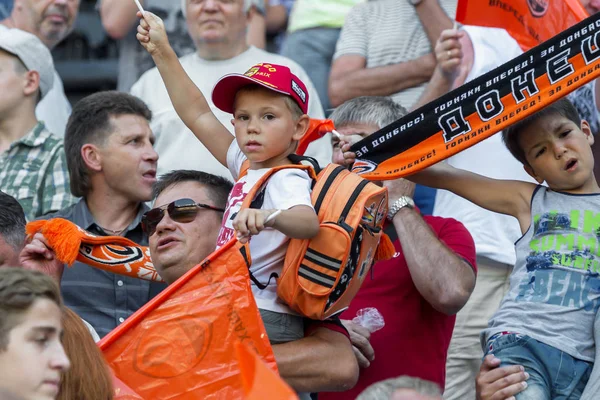 Odessa Ucraina Agosto 2015 Tifosi Calcio Spettatori Negli Stand Dello — Foto Stock