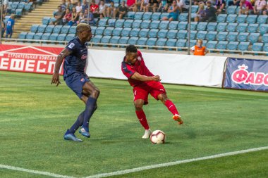 Odessa, Ukrayna - 9 Ağustos 2018: Uefa Avrupa Ligi 2018 Fc Mariupol (Ukrayna) - Fc Girondins de Bordeaux (Fransa) gergin bir futbol maçı Avrupa Ligi. Bordeaux - Fransa - kırmızı