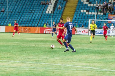 Odessa, Ukrayna - 9 Ağustos 2018: Uefa Avrupa Ligi 2018 Fc Mariupol (Ukrayna) - Fc Girondins de Bordeaux (Fransa) gergin bir futbol maçı Avrupa Ligi. Bordeaux - Fransa - kırmızı