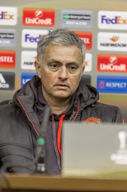 Odessa, Ukrayna - 7 Aralık 2016: baş antrenör, Manchester United Fc Yöneticisi Jose Mourinho oyun Uefa Europea Ligi Fc Zarya Lugansk karşı önce basın toplantısında. basın toplantısı Jose Mourinho        