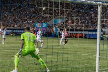 Odessa, Ukrayna - 21 Temmuz 2018. Dinamo Kiev ve Shahtar Donetsk Premier lig liderleri şiddetli ilkeli duygusal maçında Ukrayna Super Kupası maç sırasında