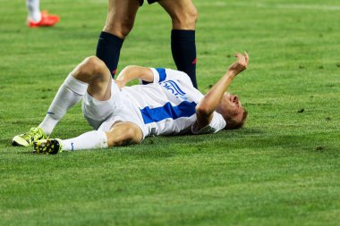 Odessa, Ukrayna - 14 Ağustos 2015: Fc Shakhtar Donetsk ve Fc Dnipro Dnipropetrovsk Ukrayna Kupası maçında top için kavga ediyorlar. Ayrıntı oyunun.