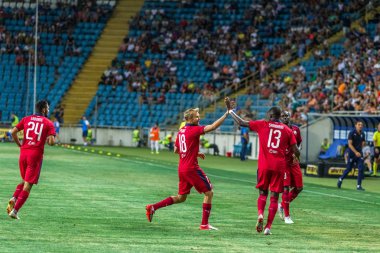 Odessa, Ukrayna - 9 Ağustos 2018: Uefa Avrupa Ligi 2018 Fc Mariupol (Ukrayna) - Fc Girondins de Bordeaux (Fransa) gergin bir futbol maçı Avrupa Ligi. Bordeaux - Fransa - kırmızı