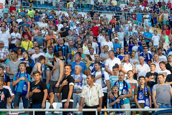 Oděsa Ukrajina Srpna 2015 Fotbalové Fanoušky Diváky Tribuně Stadionu Nemocný — Stock fotografie