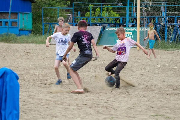Krasnodar Russland Mai 2018 Eine Gruppe Von Kindern Spielt Fußball — Stockfoto