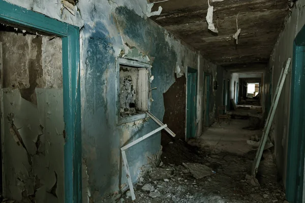 Elhagyott Ház Kísérteties Belső Romos Ház Bútorokkal Berendezett Szobákat Bardel — Stock Fotó