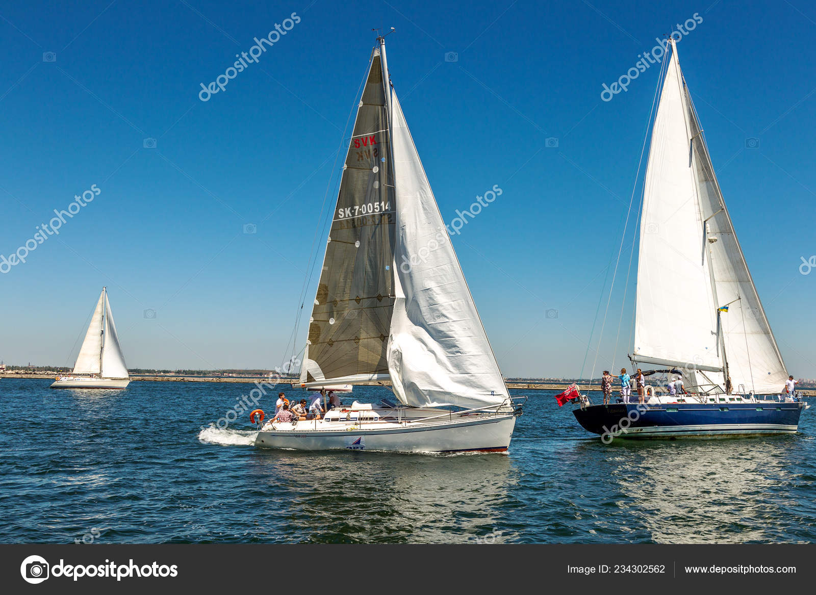 day sailing boats
