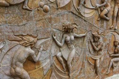 SSCB 20 kez gelen dansçılar ile eski bir kısma eski otel binası, Anapa, Rusya'nın tamirde korundu. Binanın cephesinde antik kısma