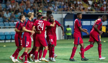 Odessa, Ukrayna - 9 Ağustos 2018: Avrupa Ligi Uefa Avrupa Ligi 2018 Fc Girondins de Bordeaux (Fransa) futbol maçı. Bordeaux - Fransa - ısınma, Fc Mariupol Ukrayna ile maçtan önce eğitim