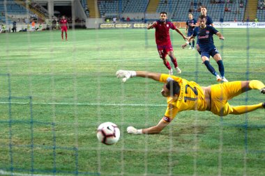 Odessa, Ukrayna - 9 Ağustos 2018: Avrupa Ligi Uefa Avrupa Ligi 2018 Fc Girondins de Bordeaux (Fransa) futbol maçı. Bordeaux - Fransa - ısınma, Fc Mariupol Ukrayna ile maçtan önce eğitim