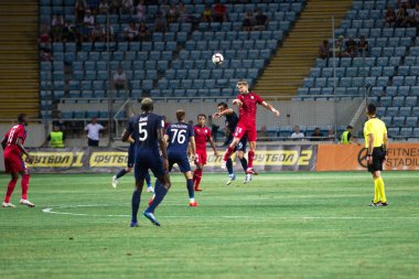 Odessa, Ukrayna - 9 Ağustos 2018: Avrupa Ligi Uefa Avrupa Ligi 2018 Fc Girondins de Bordeaux (Fransa) futbol maçı. Bordeaux - Fransa - ısınma, Fc Mariupol Ukrayna ile maçtan önce eğitim
