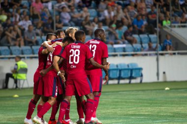 Odessa, Ukrayna - 9 Ağustos 2018: Avrupa Ligi Uefa Avrupa Ligi 2018 Fc Girondins de Bordeaux (Fransa) futbol maçı. Bordeaux - Fransa - ısınma, Fc Mariupol Ukrayna ile maçtan önce eğitim