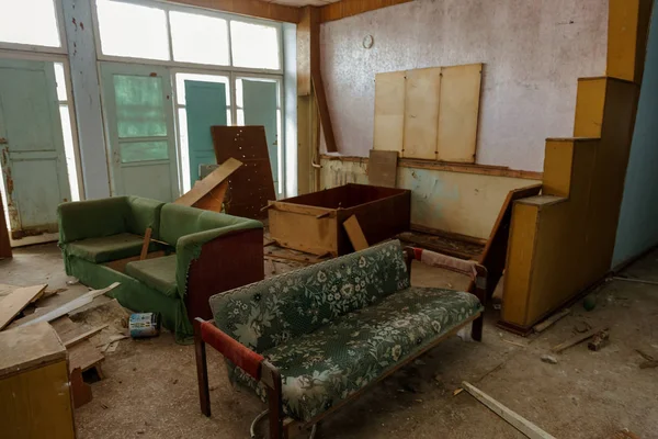 Abandoned House Spooky Interior Ruined House Furnished Rooms Bardel Hotel — Stock Photo, Image