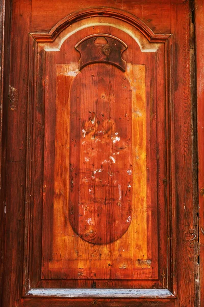 Παλιά Ξύλινη Πόρτα Αρχαία Αντίκες Ξύλινο Έναν Παλαιό Τοίχο Αρχαία — Φωτογραφία Αρχείου