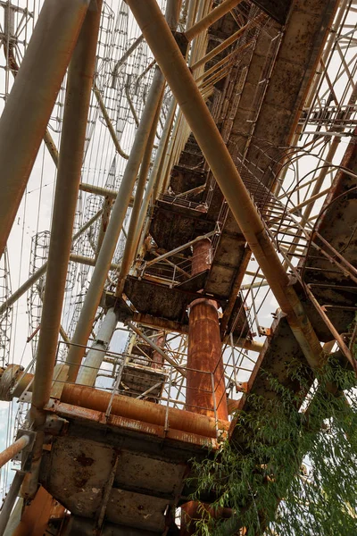 Duże Anteny Pola Radziecki Radar Systemu Duga Elektrowni Jądrowej Czarnobylu — Zdjęcie stockowe