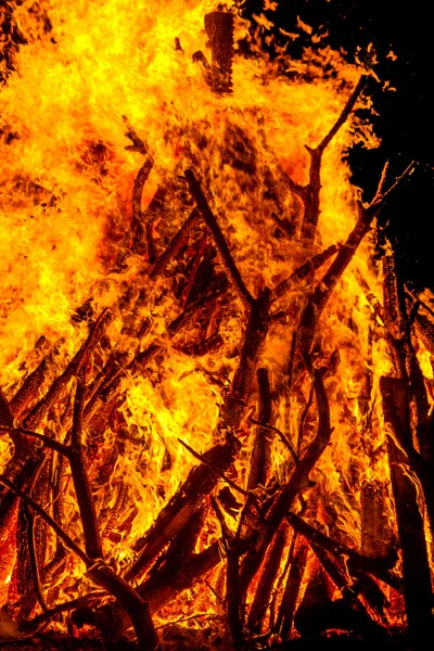 Burning Campfire Night Combs Flame Texture Background Strong Branches Burning — Stock Photo, Image