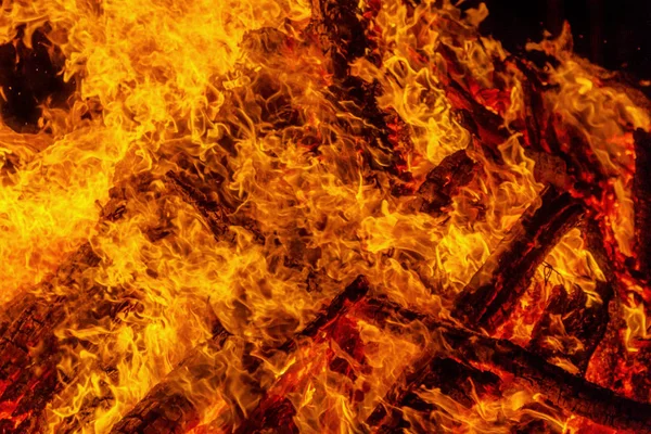 Brûler Feu Camp Nuit Peigner Flamme Comme Texture Fond Fortes — Photo