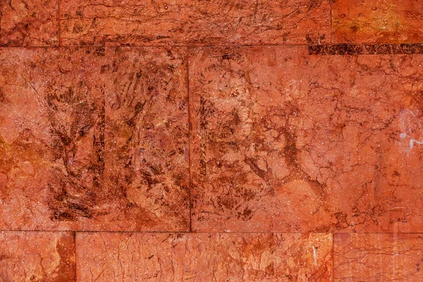 自然石の背景として自然なパターンを持つ大理石のテクスチャです 大理石の石造りの表面の背景に大理石の模様 ピンク 赤の明るく光大理石背景デザイン — ストック写真