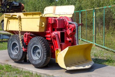 Chernobyl atomik felaket 1986 yılında liquidators robot tekniği. Chernobyl nükleer santral enkaz temiz teknoloji. Sovyet robot Mobot-H-Hb
